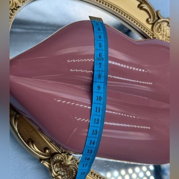 🆕 LULU GUINNESS 🧿 NWOT Antique Rose Iconic Lips Perspex Clutch on a Chain Bag - Picture 16 of 16